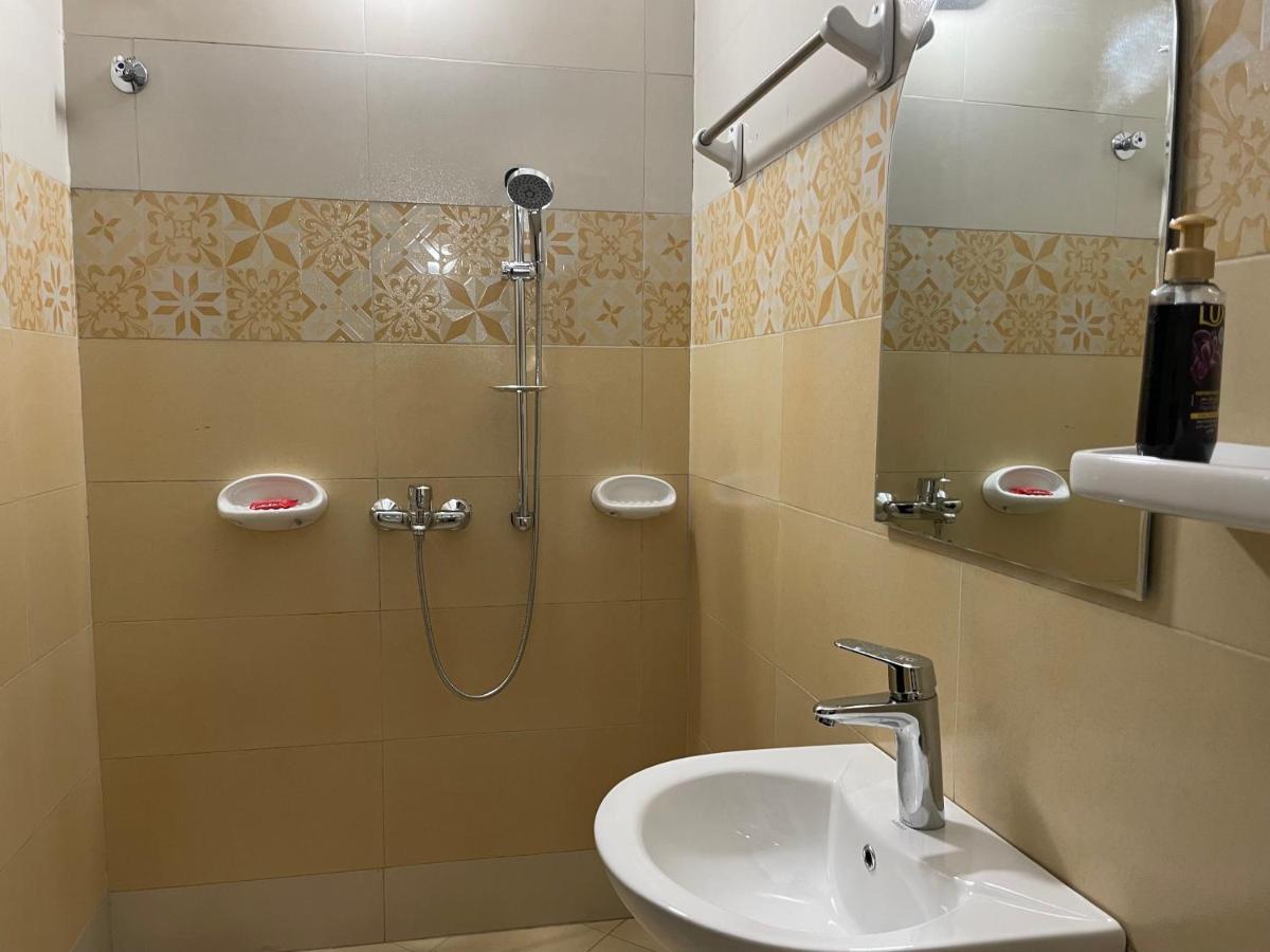 Jaffa Suites Kampala Luaran gambar