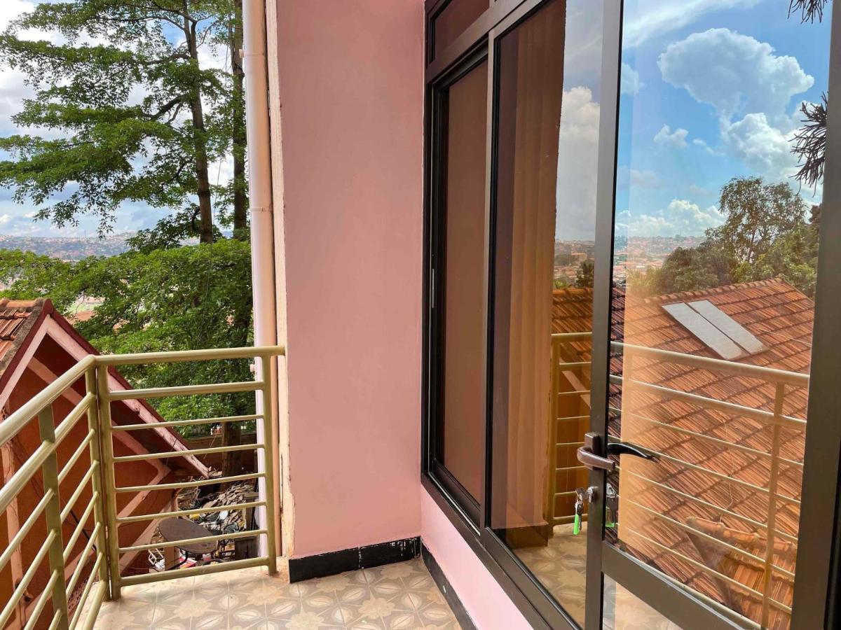 Jaffa Suites Kampala Luaran gambar