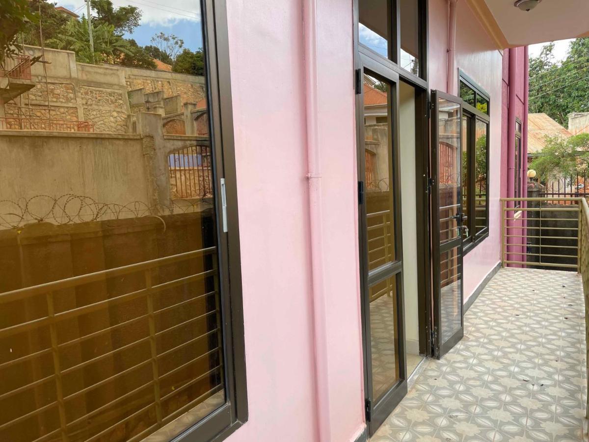 Jaffa Suites Kampala Luaran gambar